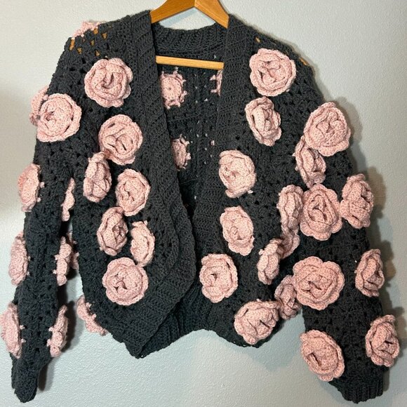 Handmade 3D Rose Bloom Chunky Crochet Jacket Luxe Statement Piece L-XL - Picture 4 of 7